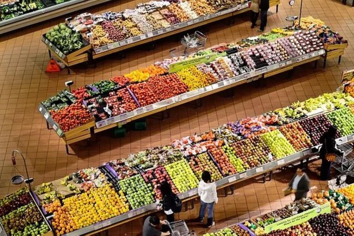 В Украине выросли цены на продукты, а медицинские маски подешевели - НБУ В Украине выросли цены на продукты, а медицинские маски подешевели - НБУ
