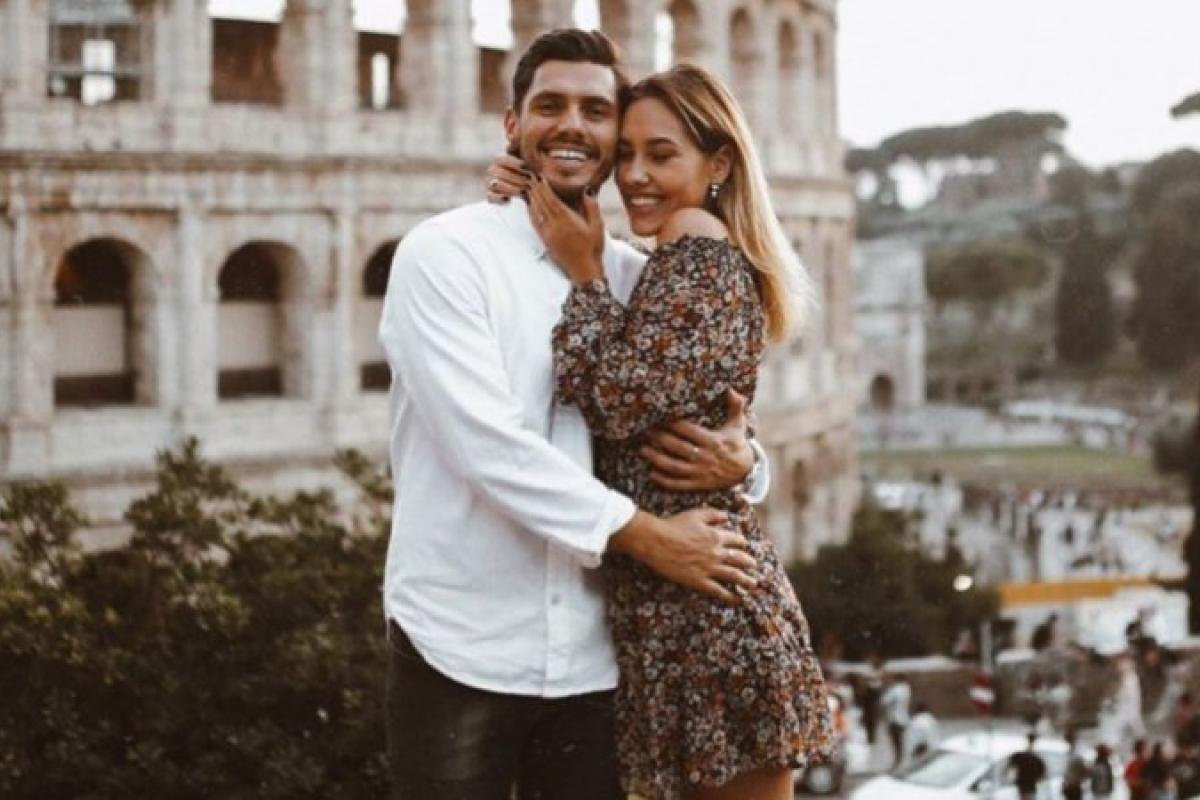 "Теперь официально моя": участники шоу "Холостяк-9" узаконили свои отношения