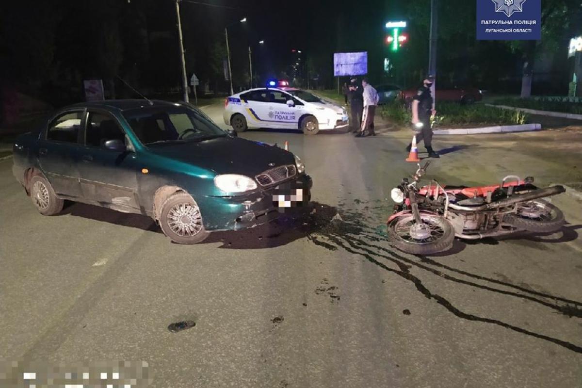 В Рубежном произошло ДТП с участием Daewoo и мотоцикла В Рубежном произошло ДТП с участием Daewoo и мотоцикла