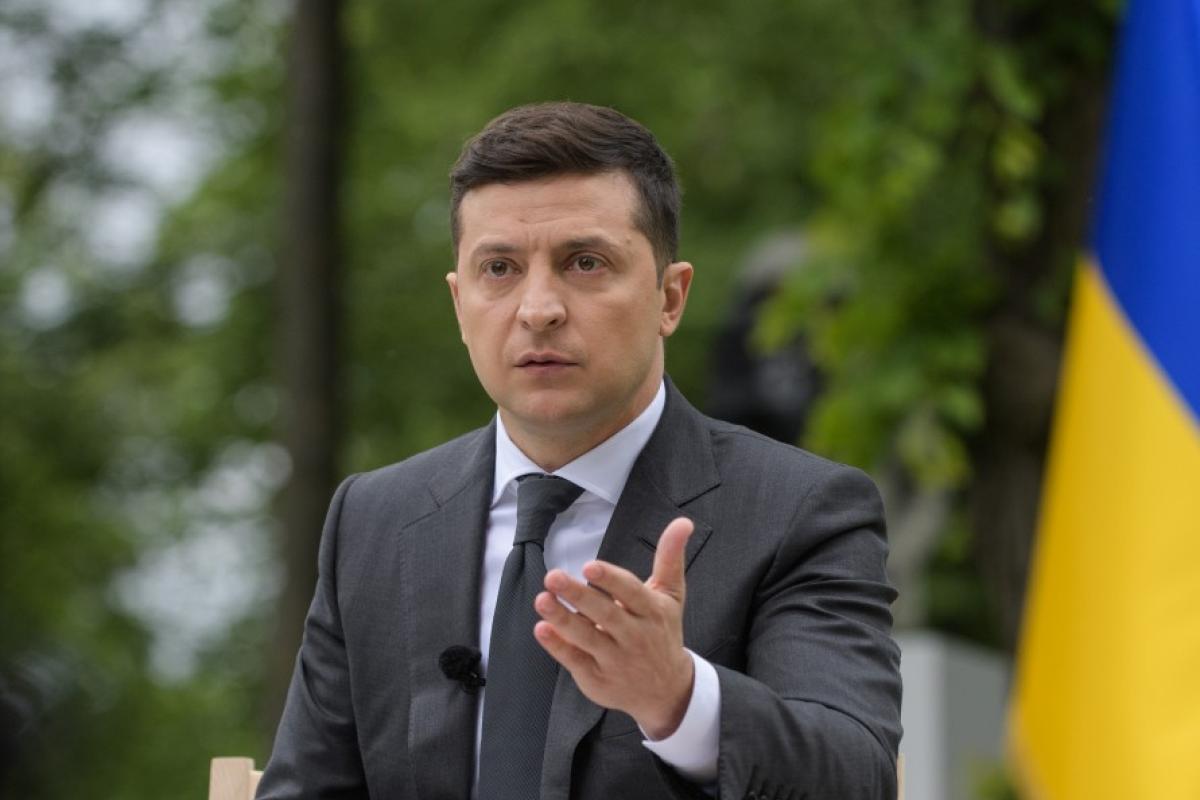 Зеленский: Только Россия имеет влияние на боевиков на Донбассе