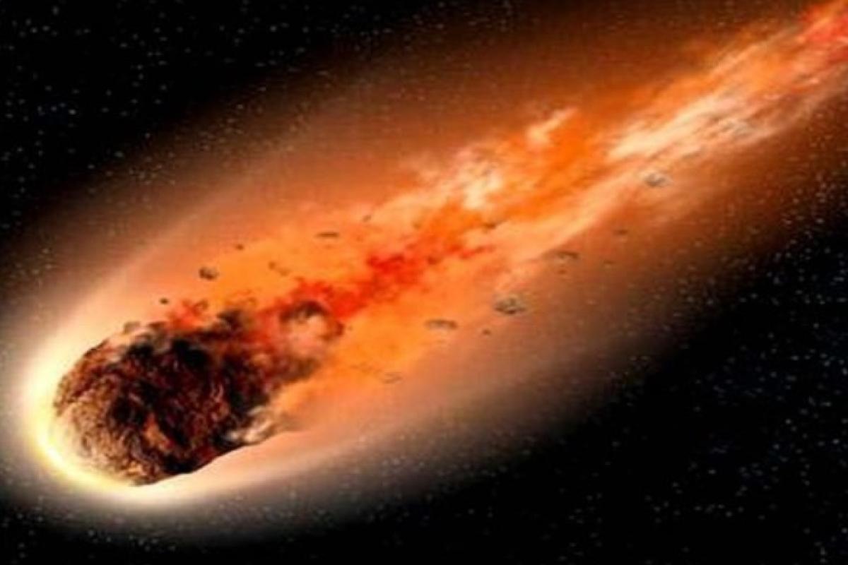 Уже вторая комета может "рассыпаться" на подлете к Земле Уже вторая комета может "рассыпаться" на подлете к Земле