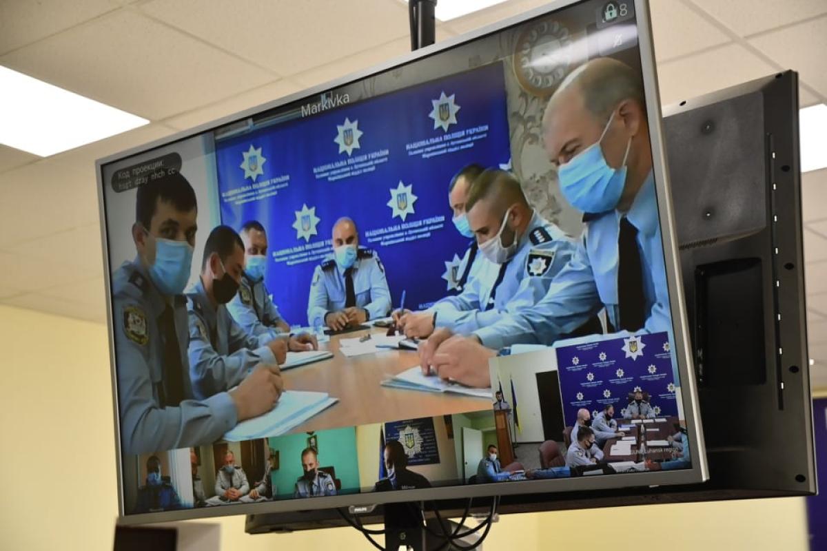 Северодонецкий полицейский выбросил жену с балкона: в ГУНП обсудили резонансное происшествие Северодонецкий полицейский выбросил жену с балкона: в ГУНП обсудили резонансное происшествие