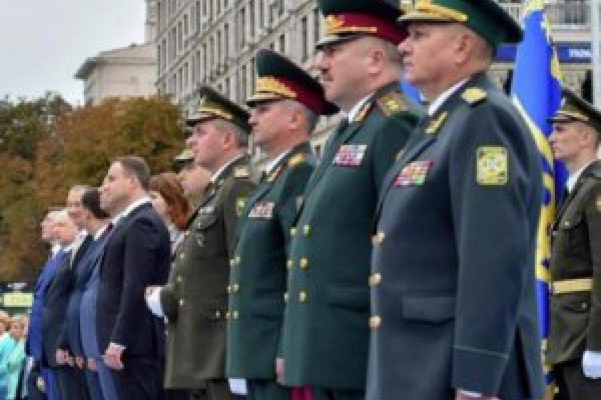 В Украине введут новые воинские звания В Украине введут новые воинские звания