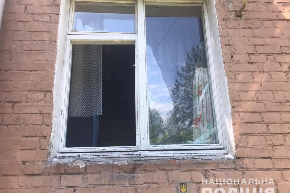 На Киевщине мужчина выкинул в окно 5-летнего мальчика На Киевщине мужчина выкинул в окно 5-летнего мальчика