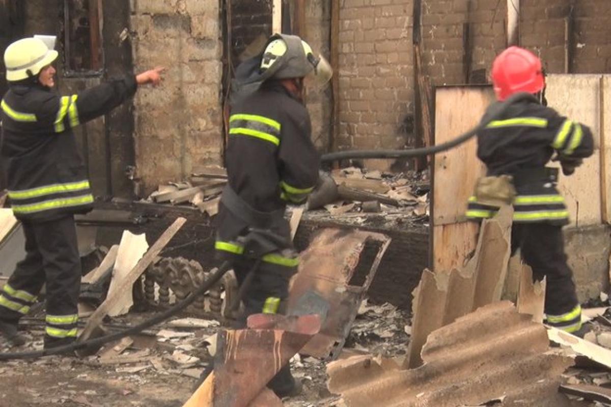 Пожежа в Новоайдарському районі локалізована: ділянок відкритого вогню немає