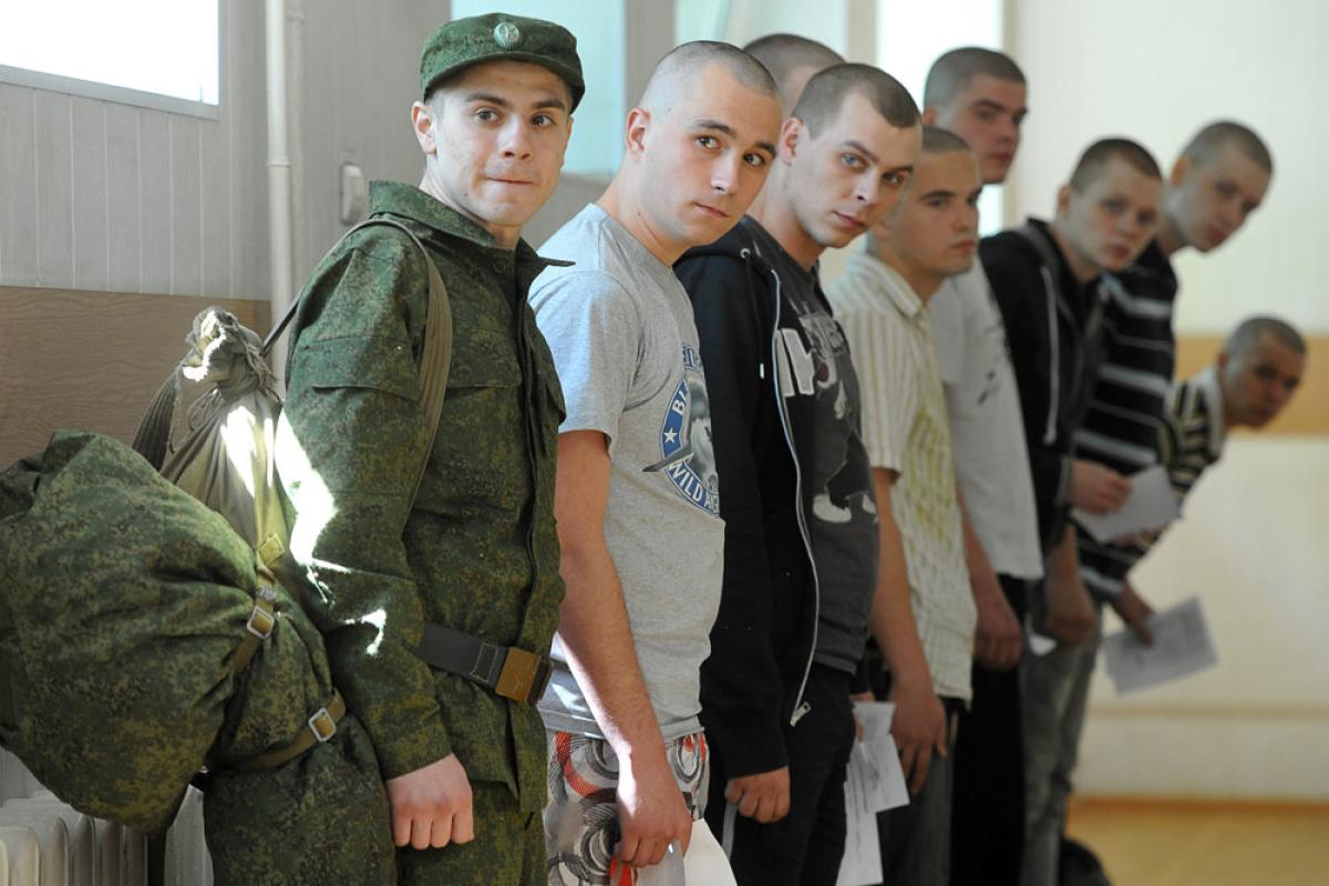 Вступникам в 2020 році можуть надати відстрочку від військового призову Вступникам в 2020 році можуть надати відстрочку від військового призову