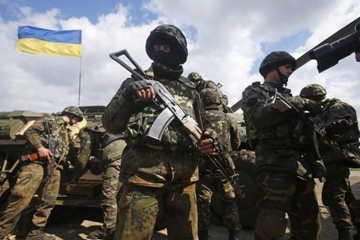 Кабмин выделил дополнительную помощь семьям погибших бойцов АТО