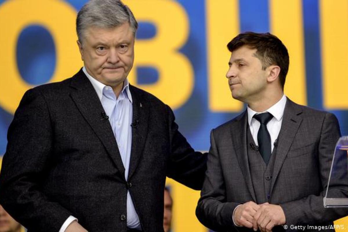 Свіжі рейтинги політиків: скільки українців довіряє Зеленському та Порошенко Свіжі рейтинги політиків: скільки українців довіряє Зеленському та Порошенко