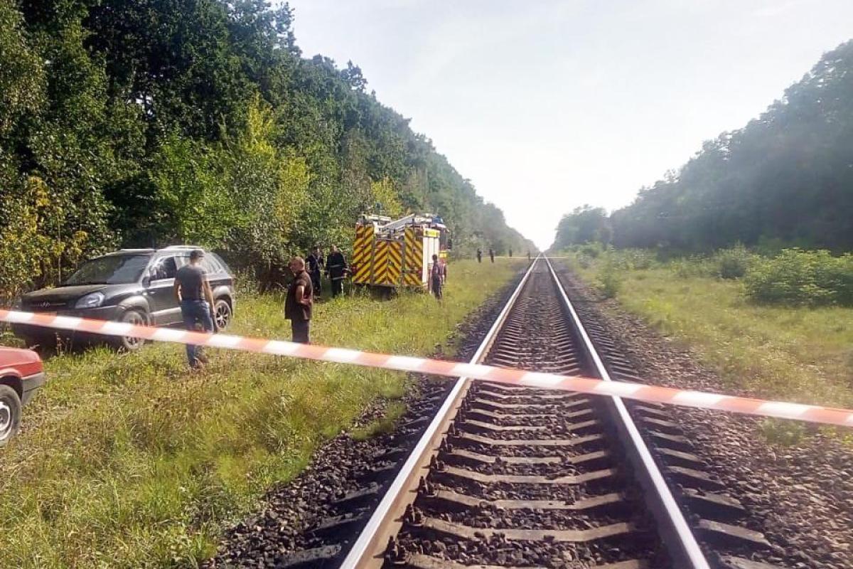 На Житомирщині під час руху потягу на залізничній колії стався вибух На Житомирщині під час руху потягу на залізничній колії стався вибух