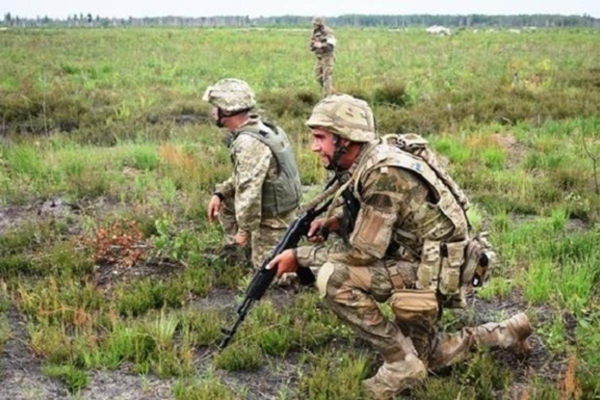 Минобороны доплатит военным за сдерживание российской агрессии на Донбассе