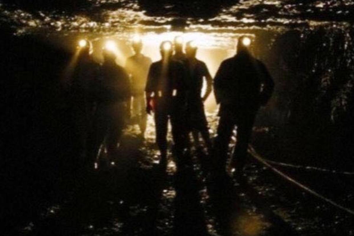 На Львовщине шахтеры уже неделю бастуют под землей На Львовщине шахтеры уже неделю бастуют под землей