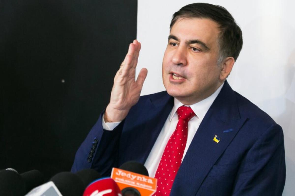 Саакашвили согласился временно возглавить грузинское правительство Саакашвили согласился временно возглавить грузинское правительство