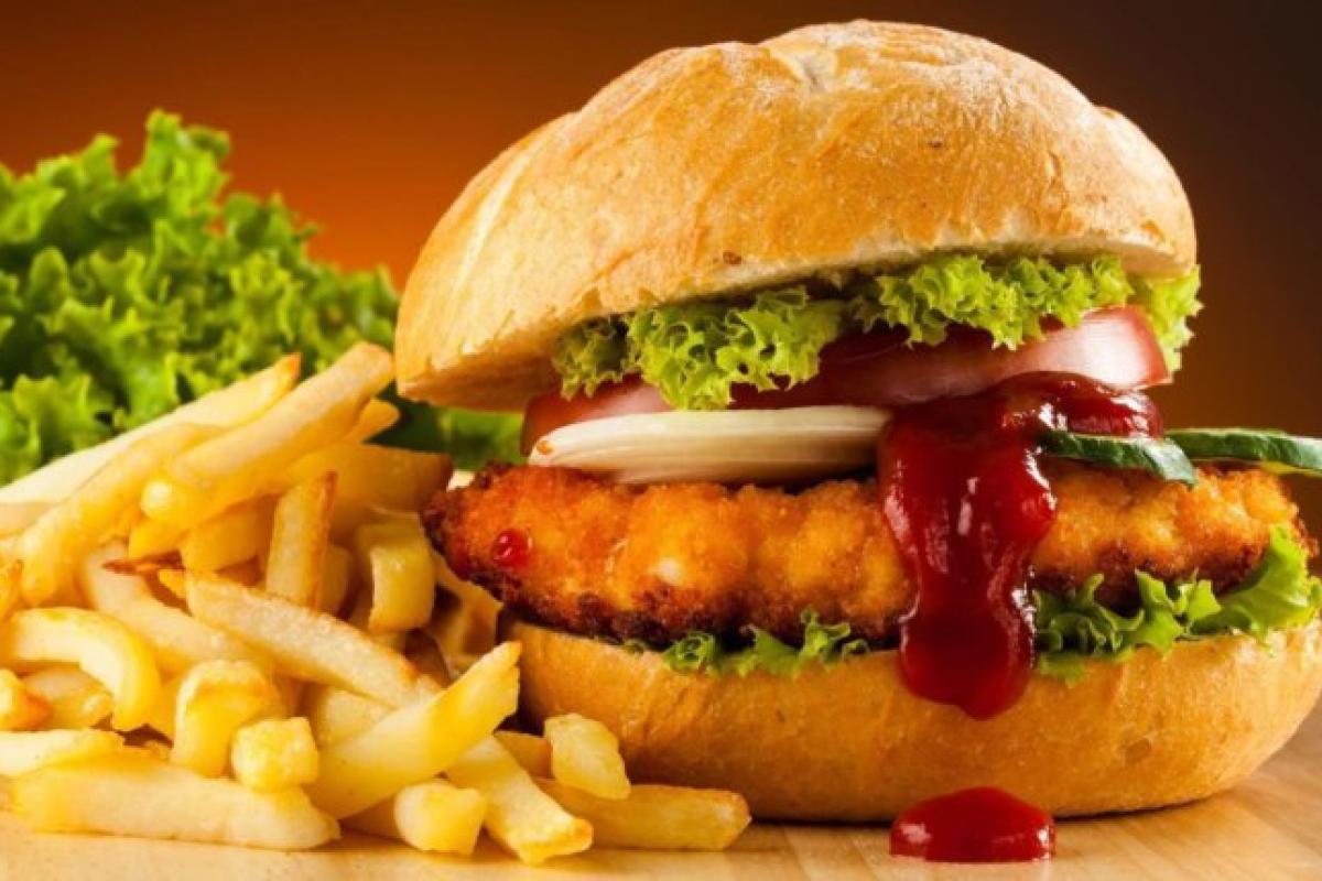 Медики назвали продукти, які "притягують" коронавірус Медики назвали продукти, які "притягують" коронавірус