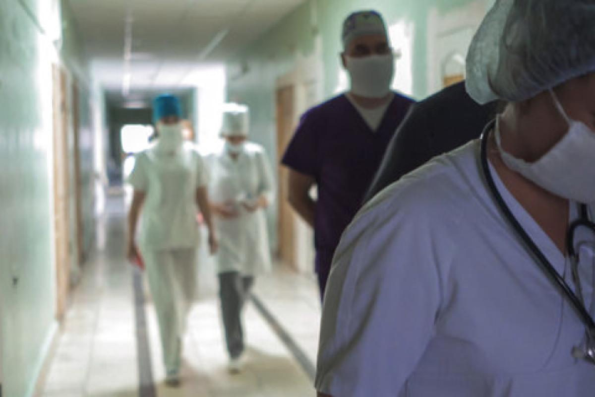 В Северодонецке врачи болеют COVID-19, но продолжают лечить пациентов В Северодонецке врачи болеют COVID-19, но продолжают лечить пациентов