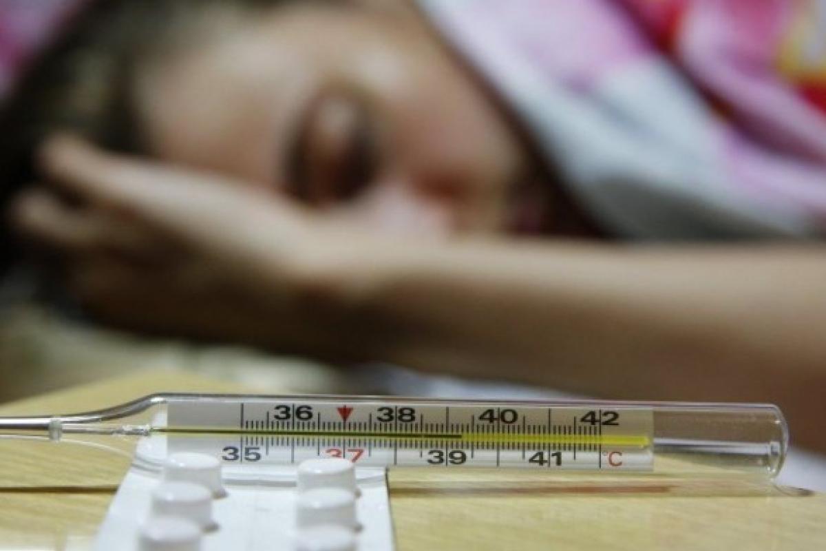 Дослідники з'ясували, які неврологічні симптоми виникають у більшості хворих на COVID-19