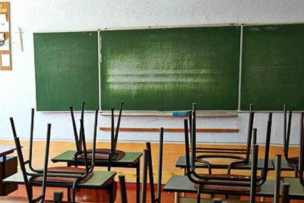 Школам Украины рекомендуют с 15 октября начать каникулы, а вузам - перейти на дистанционное обучение