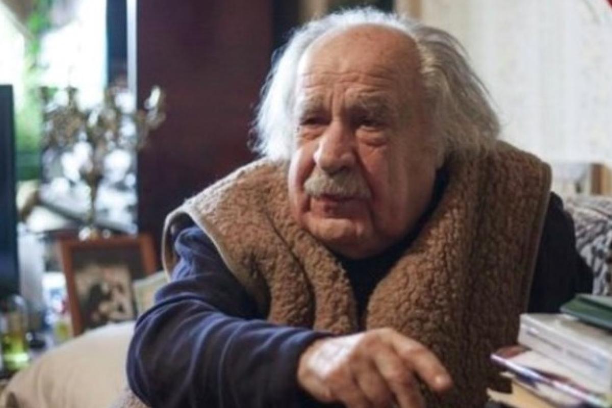 У Львові помер відомий український поет У Львові помер відомий український поет
