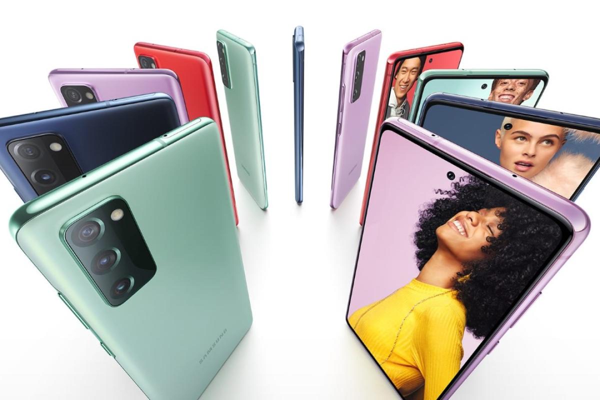 Samsung Galaxy S20 FE — доступный, молодежный флагман Samsung Galaxy S20 FE — доступный, молодежный флагман