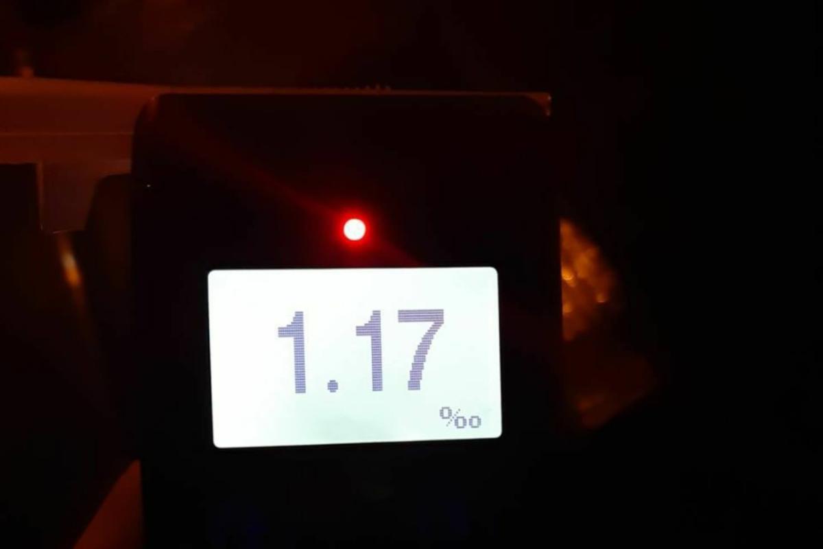 У Лисичанську нетверезий водій запропонував гроші патрульним і нарвався на ще більші неприємності У Лисичанську нетверезий водій запропонував гроші патрульним і нарвався на ще більші неприємності