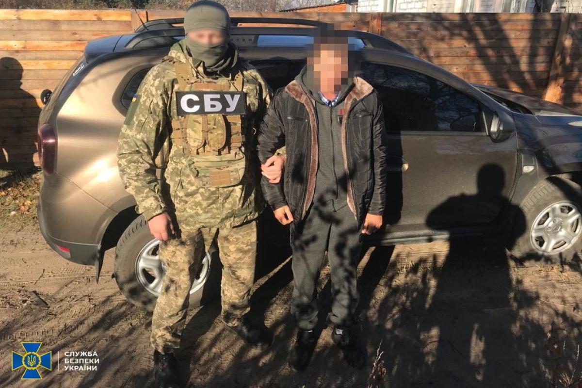 Контрразведка СБУ задержала боевика "ЛНР", который скрывался в Днепре Контрразведка СБУ задержала боевика "ЛНР", который скрывался в Днепре