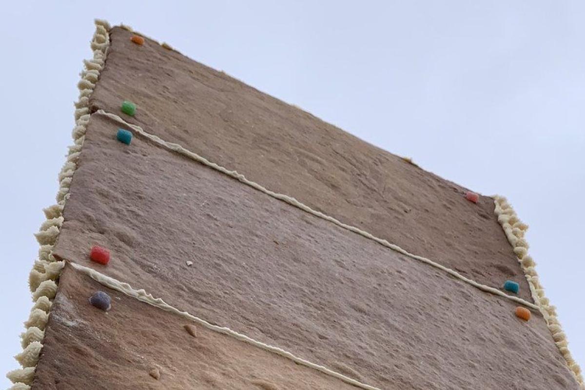 У США з'явився черговий "моноліт": на цей раз із пряників У США з'явився черговий "моноліт": на цей раз із пряників