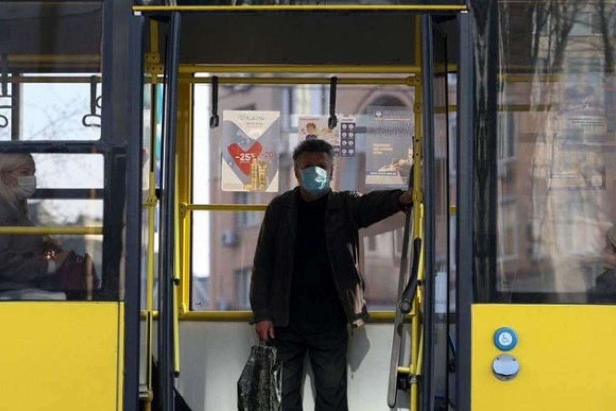 Стало відомо, чи буде в Україні працювати транспорт при локдауні Стало відомо, чи буде в Україні працювати транспорт при локдауні