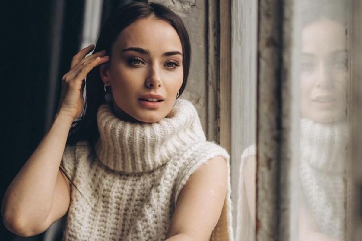 Ксенія Мішина розповіла, чому у фіналі "Холостячки" вибрала Олександра Еллерта Ксенія Мішина розповіла, чому у фіналі "Холостячки" вибрала Олександра Еллерта