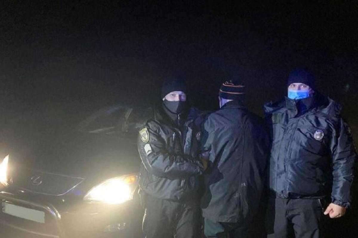 На Черниговщине 80-летний мужчина угнал "Лексус"