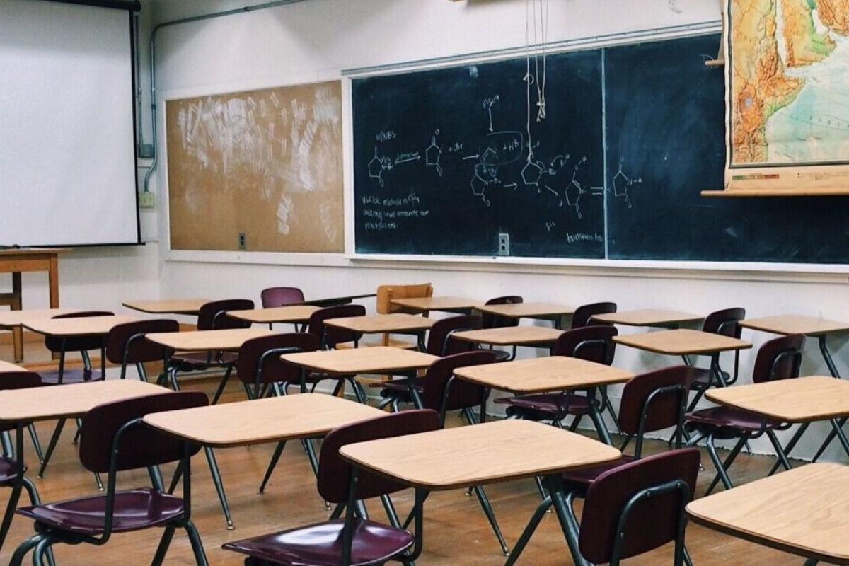 В Кабмине рассказали, как будут работать детсады, школы и вузы во время карантина