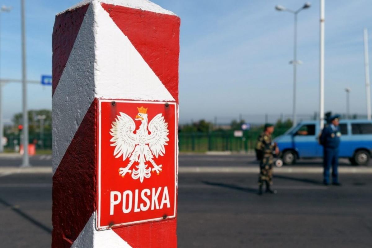 Польща оновила умови в'їзду громадян України у зв'язку з карантинними обмеженнями Польща оновила умови в'їзду громадян України у зв'язку з карантинними обмеженнями
