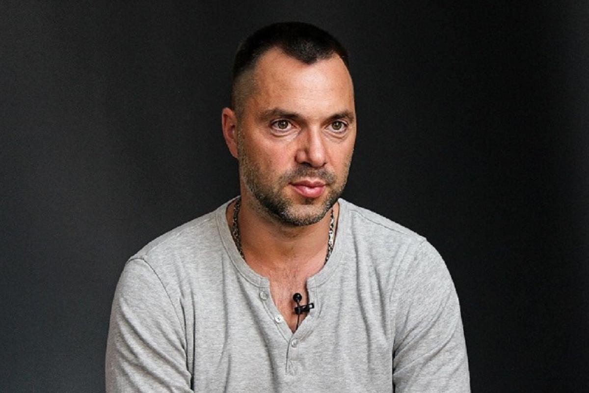 Ермак назначил спикера украинской делегации в ТКГ Арестовича своим внештатным советником Ермак назначил спикера украинской делегации в ТКГ Арестовича своим внештатным советником