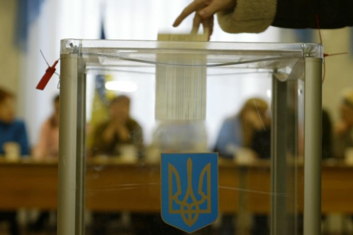 В трех городах Украины сегодня проходят повторные выборы мэров В трех городах Украины сегодня проходят повторные выборы мэров