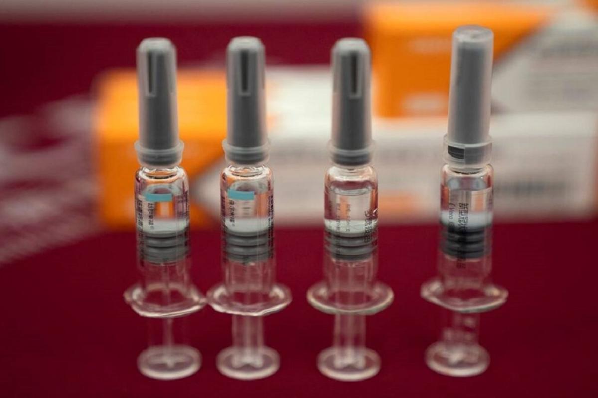 Китайську вакцину від коронавіруса збираються виробляти в Харкові: подробиці