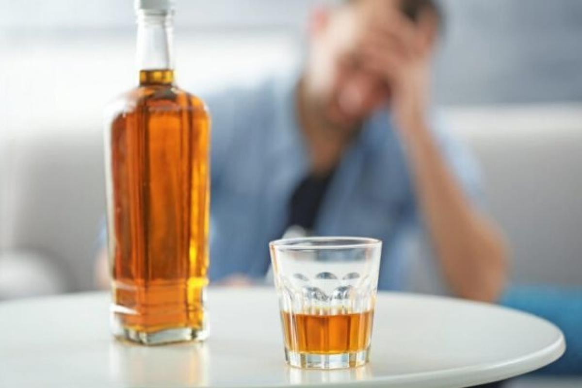 Які напої викликають похмілля: медики назвали небезпечний алкоголь Які напої викликають похмілля: медики назвали небезпечний алкоголь