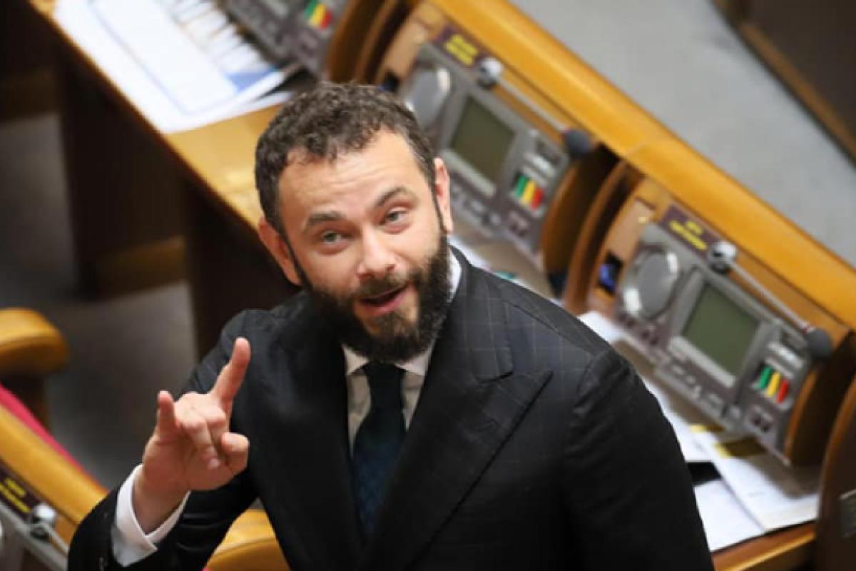 Олександра Дубинського виключили з фракції "Слуга народу"