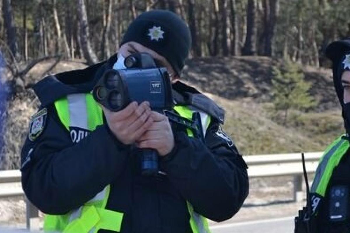 Дотримуйтесь швидкісного режиму: У Сєвєродонецьку збільшилася кількість місць контролю приладом TruCAM Дотримуйтесь швидкісного режиму: У Сєвєродонецьку збільшилася кількість місць контролю приладом TruCAM