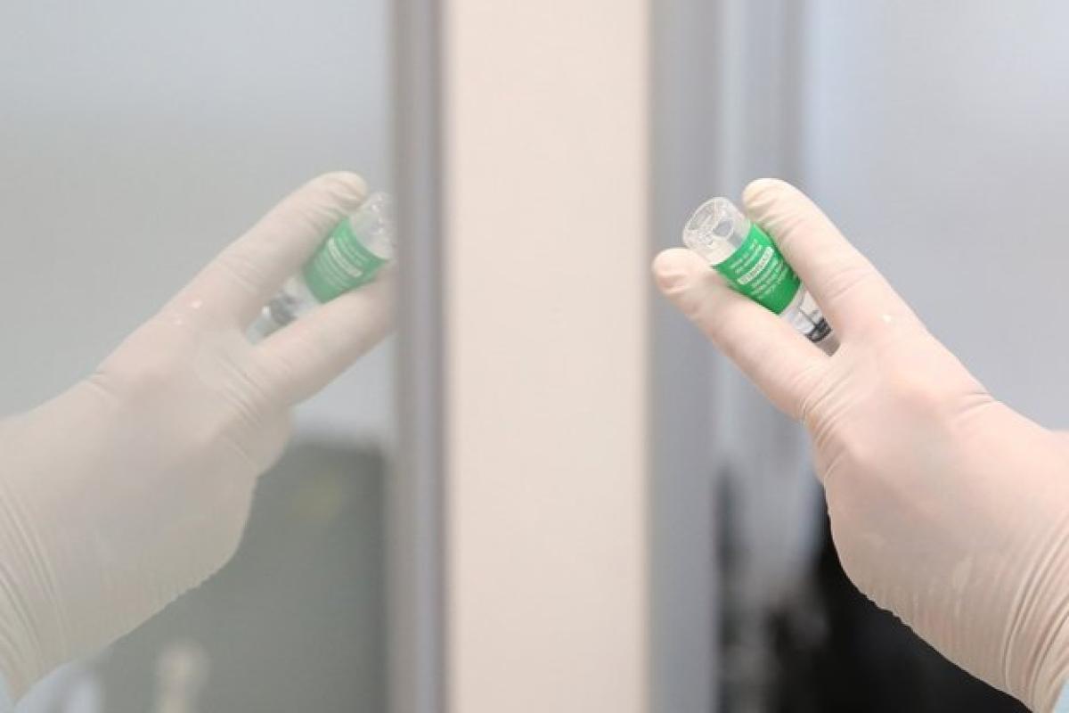 Почти двадцать тысяч украинцев сделали прививку от COVID-19 Почти двадцать тысяч украинцев сделали прививку от COVID-19