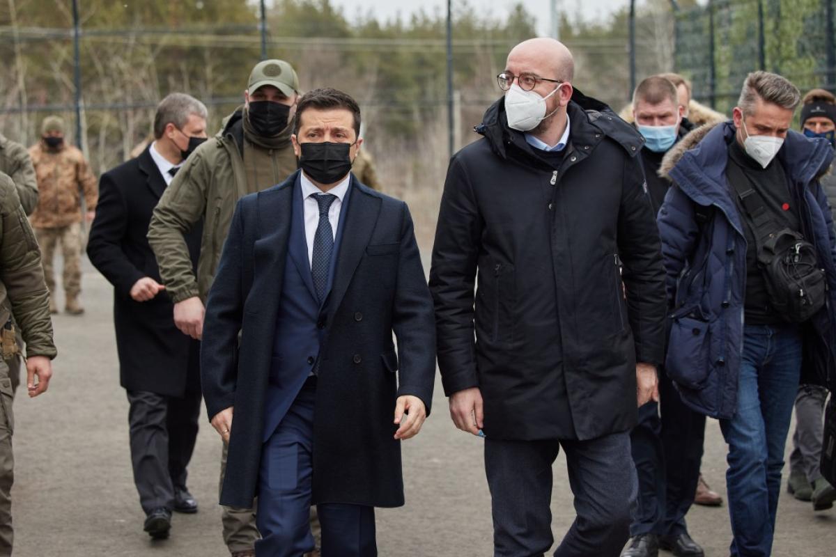 Зеленский и Мишель побывали на КПВВ "Счастье" на Луганщине Зеленский и Мишель побывали на КПВВ "Счастье" на Луганщине