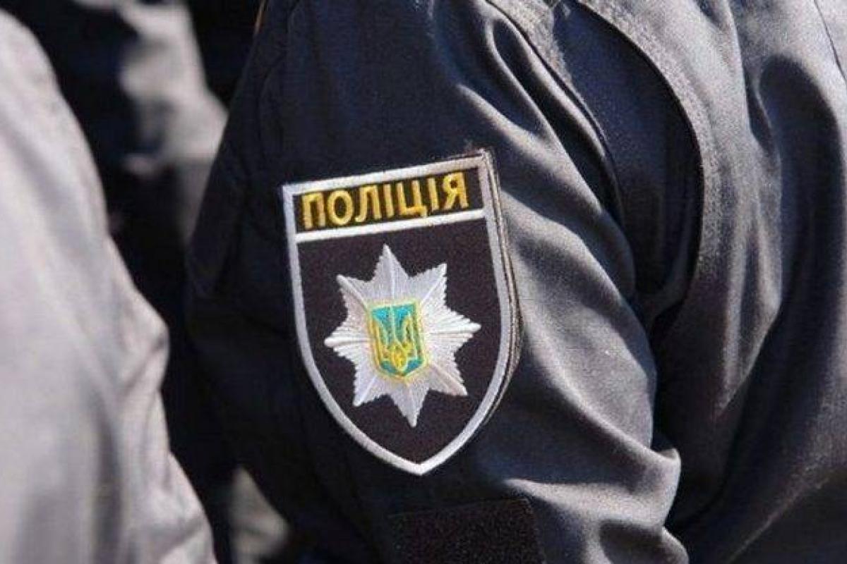 В Северодонецке произошел конфликт между полицейским и пешеходами В Северодонецке произошел конфликт между полицейским и пешеходами