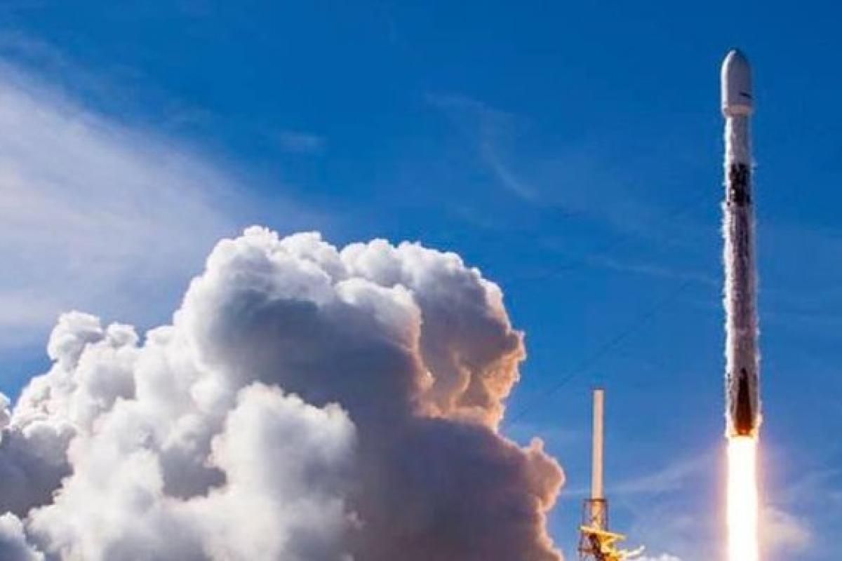 SpaceX запустит на орбиту новую партию интернет-спутников Starlink