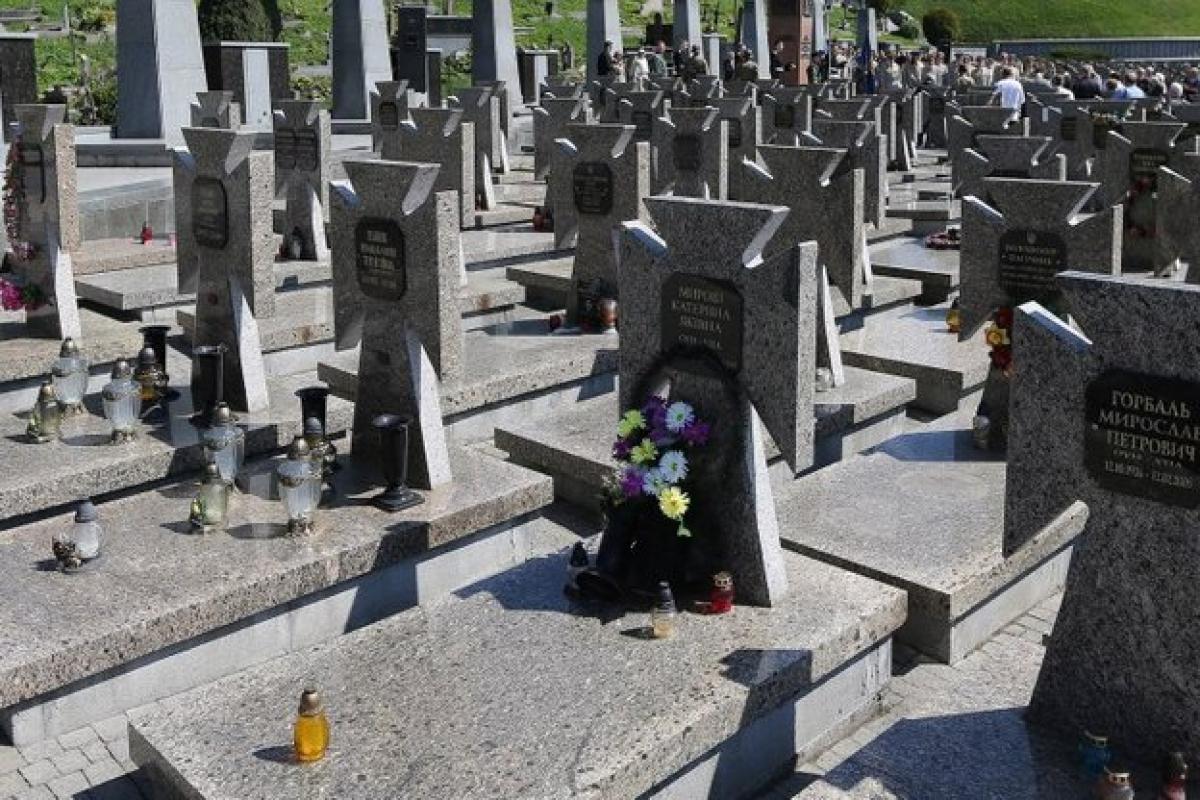 В Украине может появиться Национальное военное кладбище В Украине может появиться Национальное военное кладбище