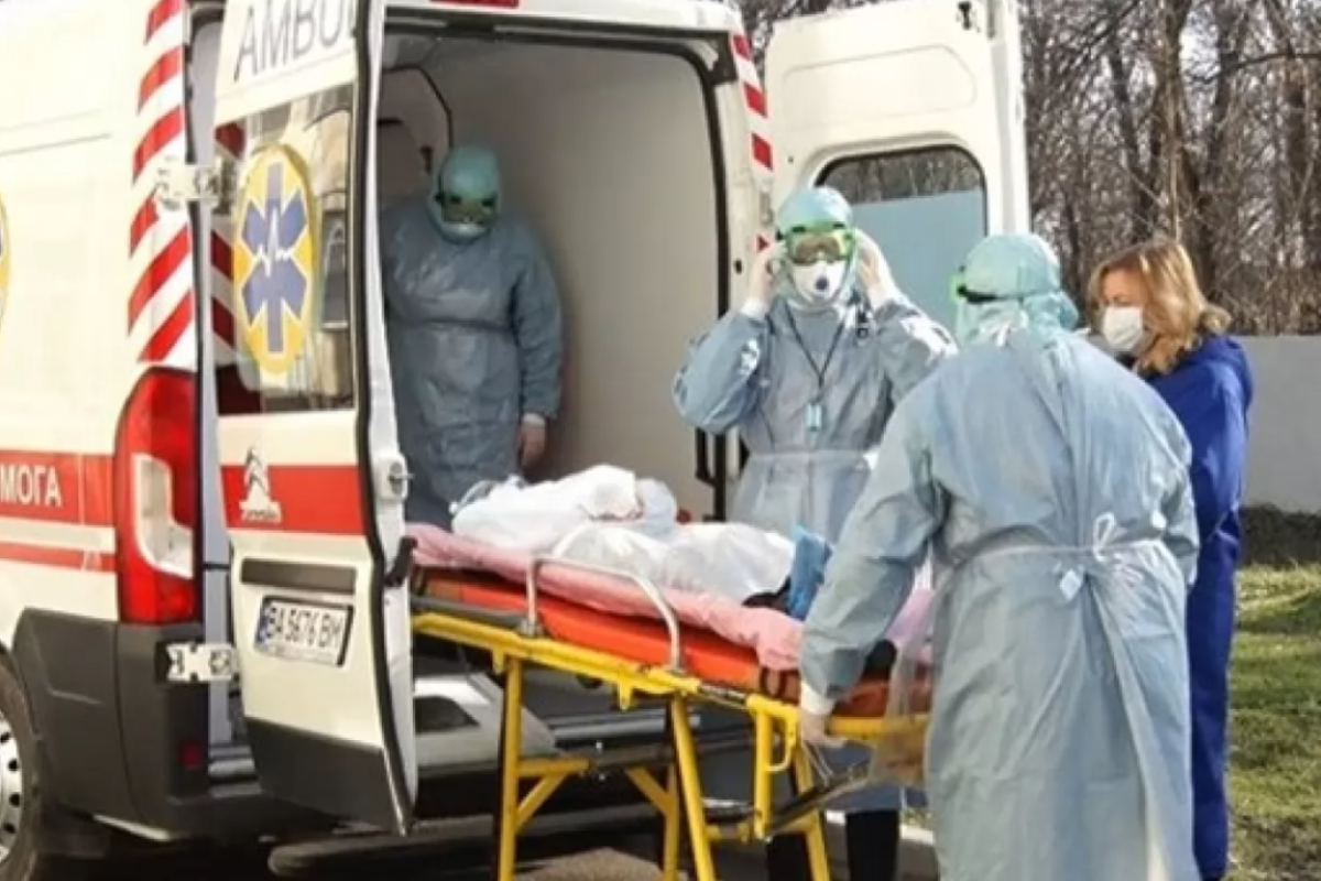 На Закарпатье критическая ситуация с COVID-19, медицинской системе грозит коллапс На Закарпатье критическая ситуация с COVID-19, медицинской системе грозит коллапс
