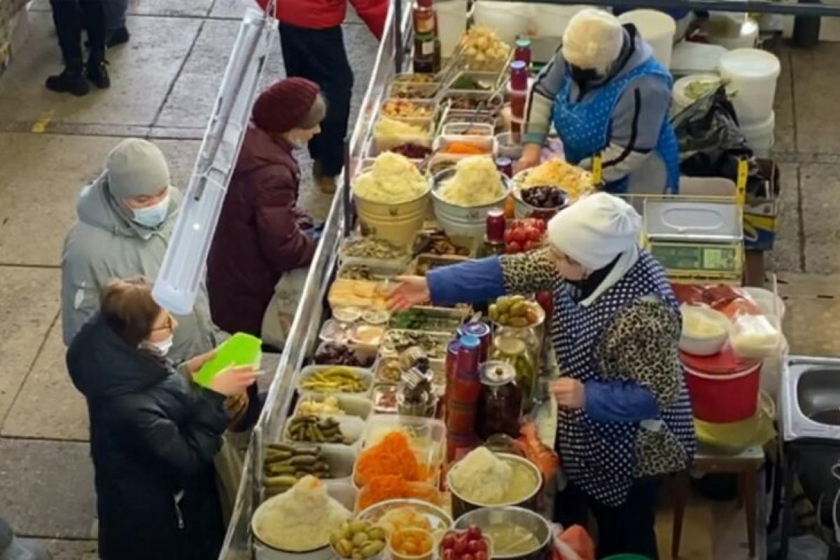 Як змінилися тарифи, мінімалка, курс долара і ціни на продукти при Зеленському Як змінилися тарифи, мінімалка, курс долара і ціни на продукти при Зеленському