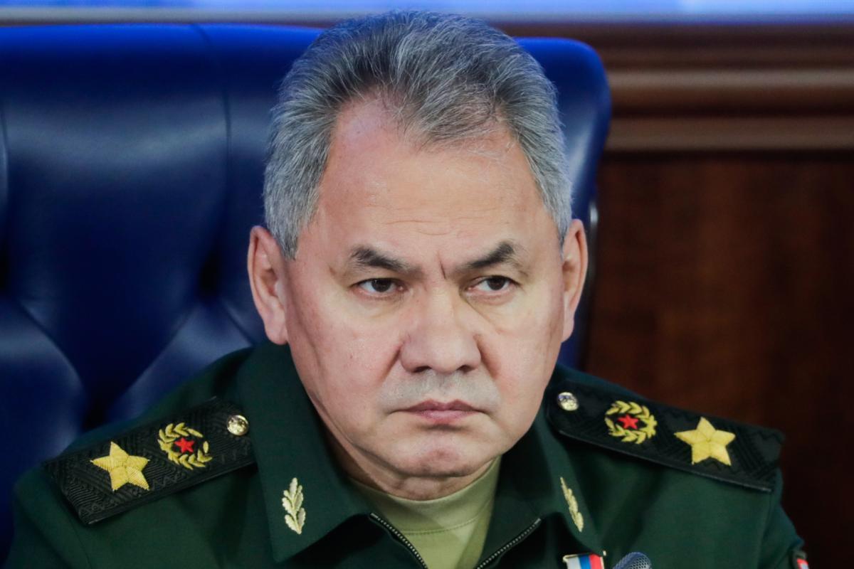 У Росії зізналися, що перекинули до західних кордонів дві армії і три з'єднання ВДВ У Росії зізналися, що перекинули до західних кордонів дві армії і три з'єднання ВДВ