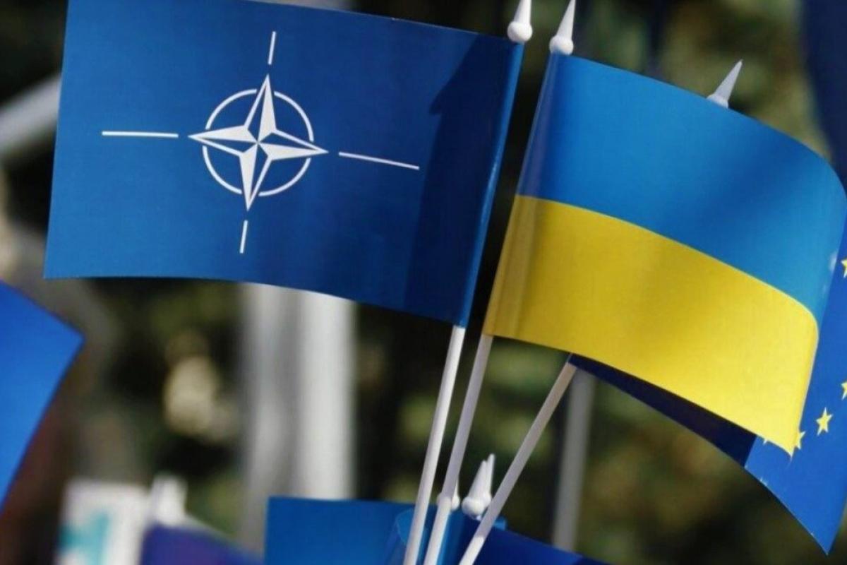 В Twitter командования НАТО опубликовали пост на украинском языке В Twitter командования НАТО опубликовали пост на украинском языке