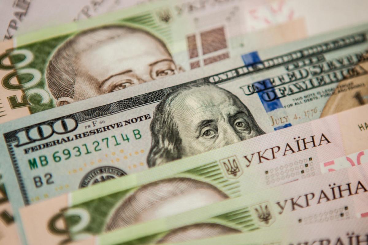 Валютні кредити українців перевели у гривню