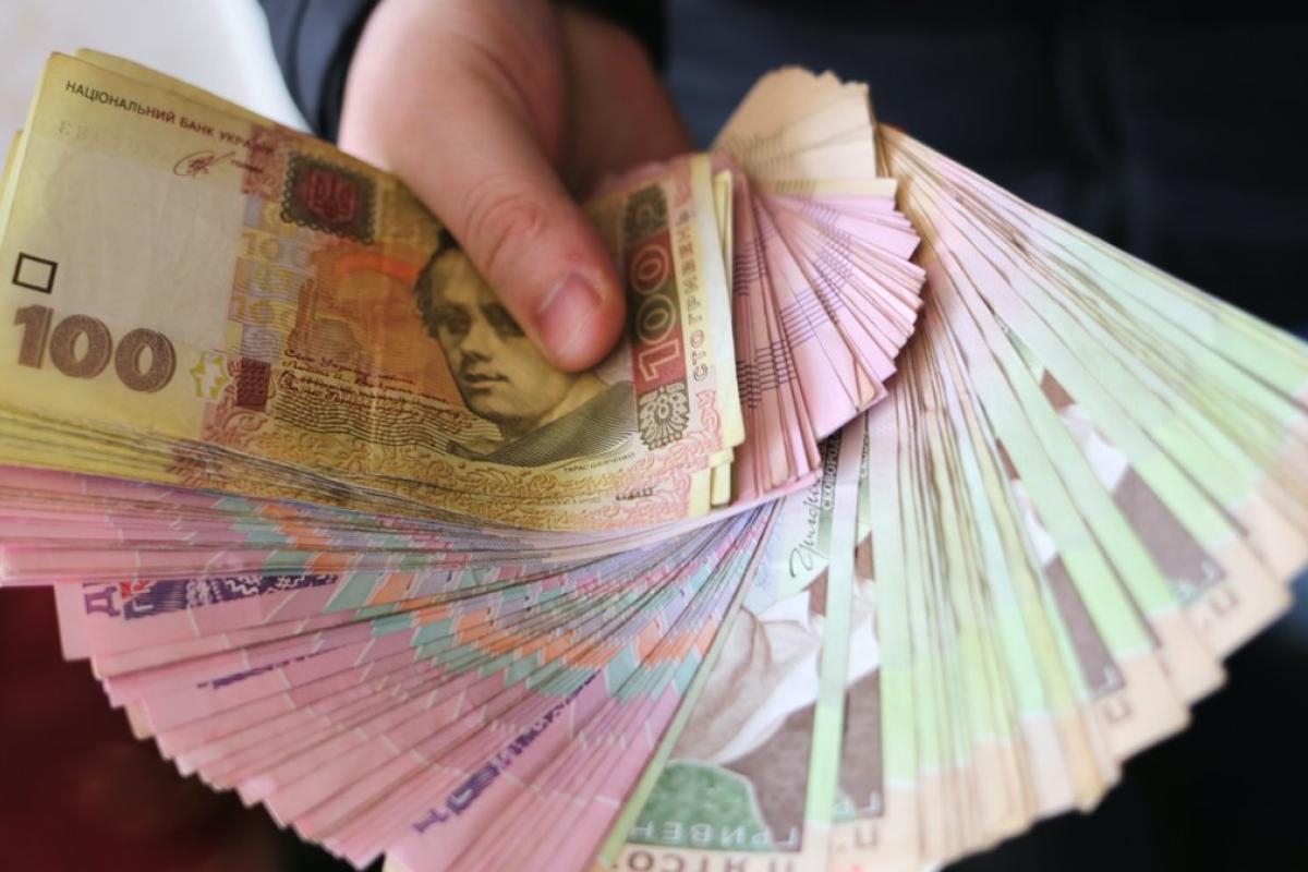 С 19 апреля можно будет подавать заявки на выплату "карантинных" 8000 гривен, - Шмыгаль С 19 апреля можно будет подавать заявки на выплату "карантинных" 8000 гривен, - Шмыгаль
