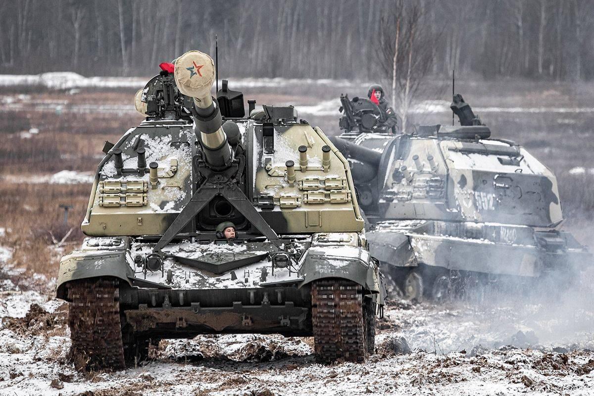 Росія збільшує ударне угруповання навколо України, - розвідка Росія збільшує ударне угруповання навколо України, - розвідка
