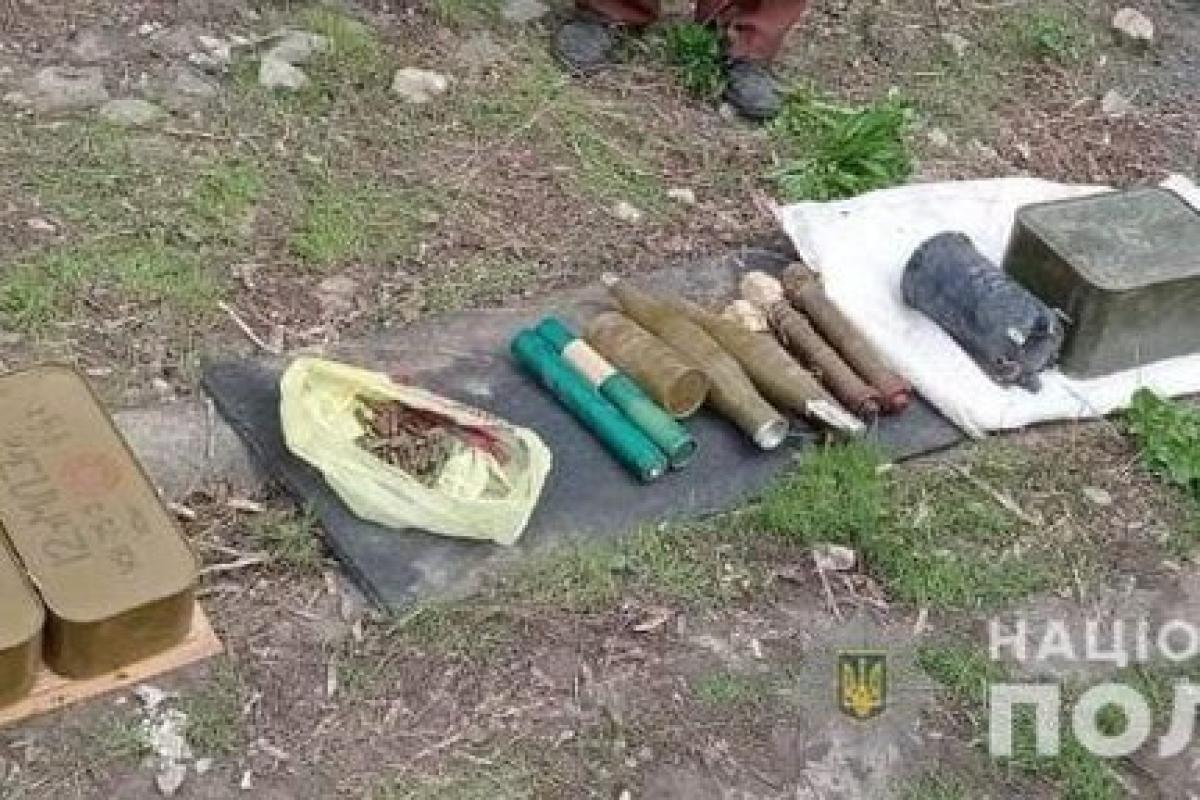 На Луганщині виявили 190 одиниць боєприпасів, які були заховані в 2014 році