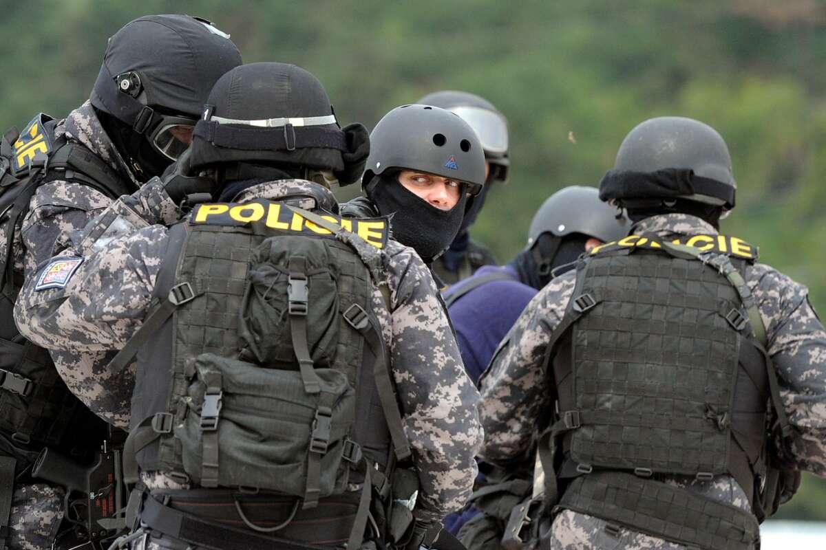 У Чехії затримали підозрюваних у військових діях проти України на Донбасі, - ЗМІ